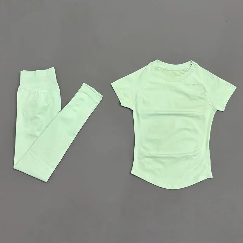 Conjunto Fitness Feminino Top e Shorts Canelados Seamless**