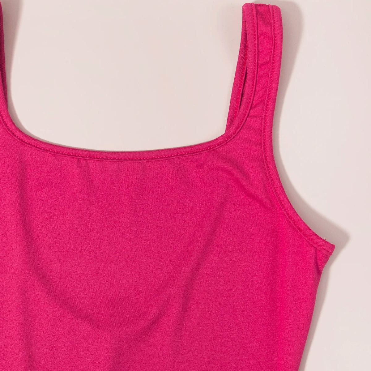 Macacão Feminino Sexy Decotado Bodycon Sem Mangas